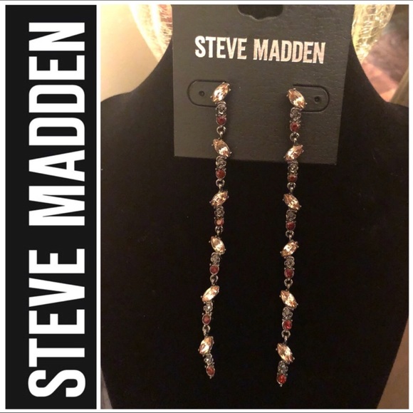 Steve Madden Crystal Drop Earrings - Picture 4 of 11